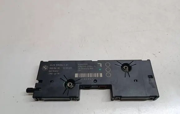 BMW 3 E90 E91 Aerial antenna amplifier 9193841 65209193841