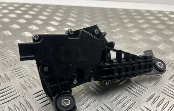 Renault Koleos I Rear window wiper motor F00S2B4074
