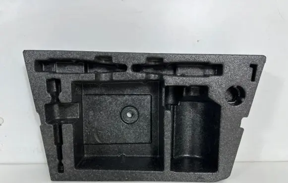 Volkswagen Touareg II Tool box 7P6012112D