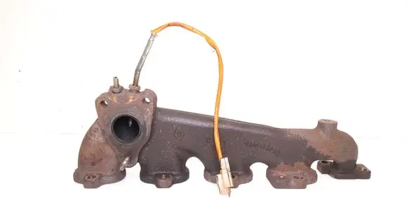 Nissan Qashqai Exhaust manifold 140045202R