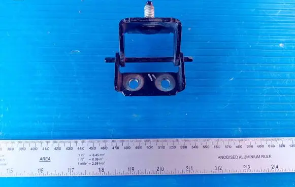 Ford Fiesta Tailgate/trunk/boot hinge