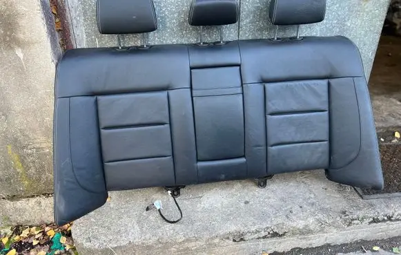 Mercedes-Benz E W212 Rear seat 21282033