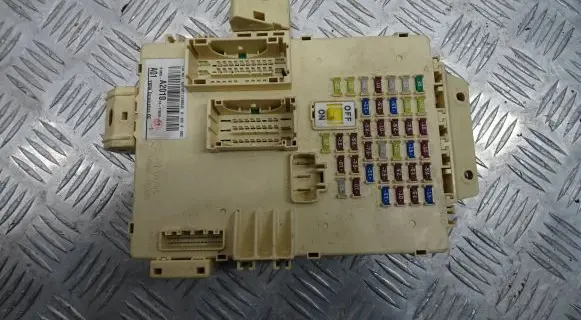 KIA Ceed Fuse box set 91950-A2010