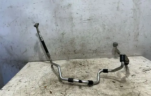 Volkswagen Golf V Air conditioning (A/C) pipe/hose 1K0820743BQ
