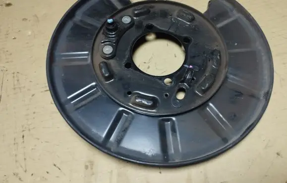 Acura MDX II Rear brake disc plate dust cover MD8766L