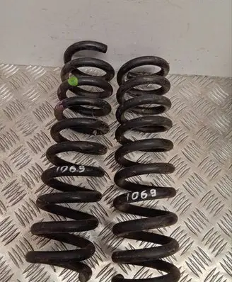 Mercedes-Benz GLK (X204) Rear coil spring A2043246804