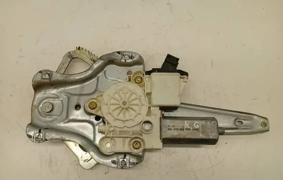 Toyota Corolla E120 E130 Rear door window regulator with motor 992046100