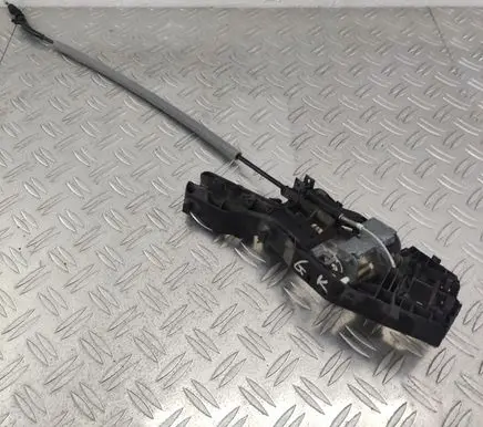 Rear door exterior handle/bracket