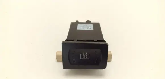Volkswagen Golf IV Windscreen/window heater switch 1J0959621