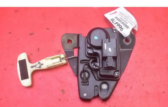 Chrysler Sebring (JS) Tailgate/trunk/boot lock/catch/latch