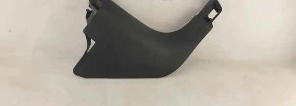 Audi A3 S3 8V Front sill trim cover 8V3867272