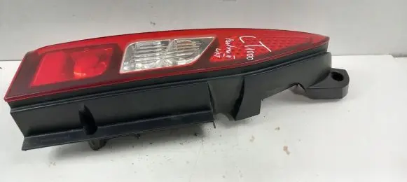 Peugeot Partner Rear/tail lights