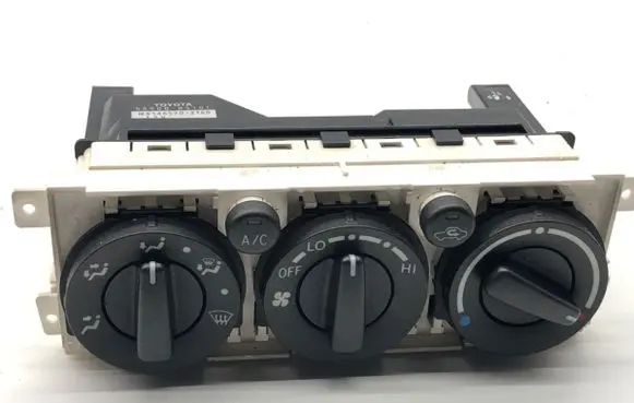 Toyota Avensis T250 Interior fan control switch 5590005101