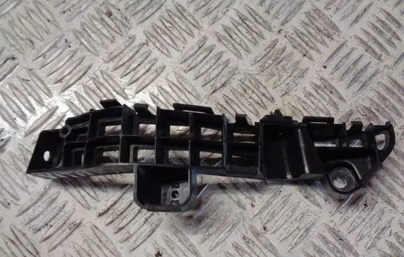 Suzuki Vitara (LY) Front bumper mounting bracket 7173154P0
