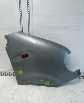 Renault Master II Fender S0051B