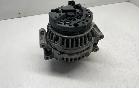 Audi A5 8T 8F Generator/alternator 06H903016L