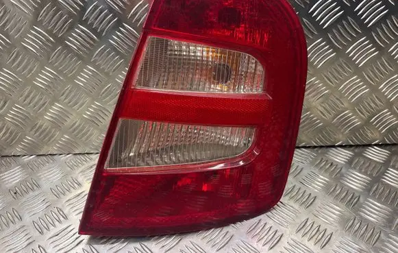 Skoda Fabia Mk1 (6Y) Rear/tail lights 6Y6945257