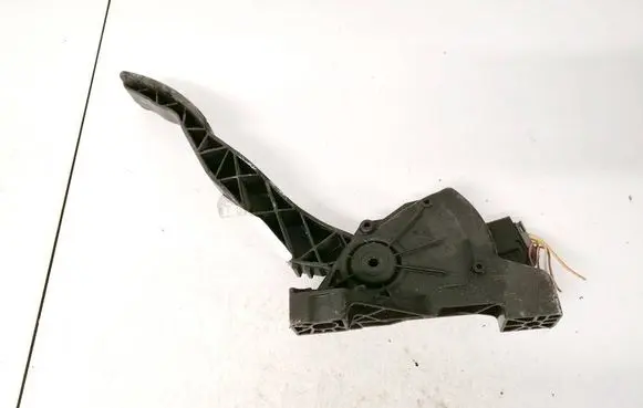Mitsubishi Colt Accelerator throttle pedal a4543000104 6pv008866-02