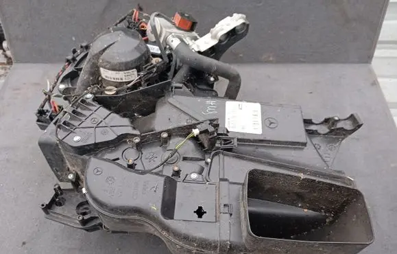Mercedes-Benz GL X164 Interior heater climate box assembly A1648340161