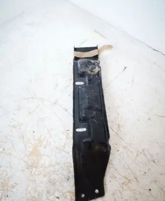 Audi Q5 SQ5 Other under body part 8R0825001