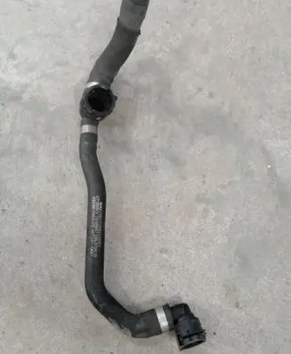 Mercedes-Benz GLC C253 Engine coolant pipe/hose A2135011703 18566687 GT163903