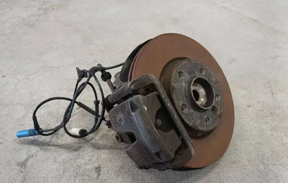 Mini Cooper Countryman R60 Front wheel hub 9804423