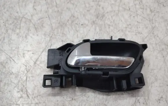 Peugeot 308 SW Rear door interior handle 9800099780