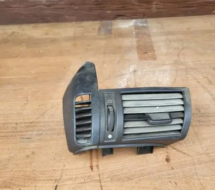 Fiat Stilo Dashboard side air vent grill/cover trim LS348201