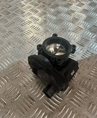 Audi A3 8Y Throttle body valve 04E133062S