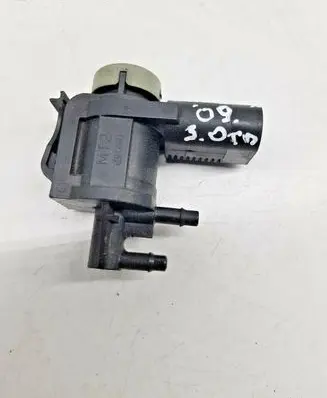 Volkswagen Phaeton Vacuum valve 1K0906283A