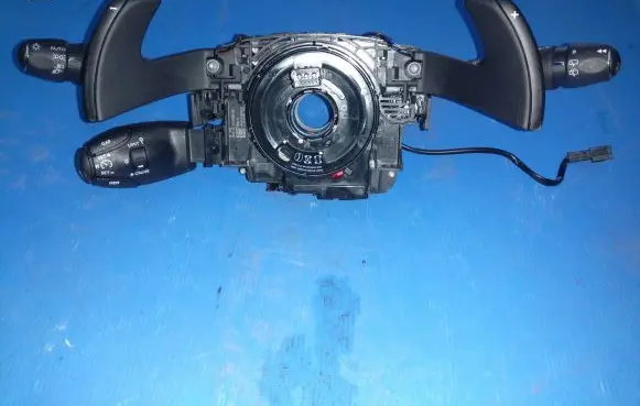 Citroen DS3 Indicator stalk 98302853ZD 98312669ZD