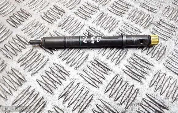Audi A6 S6 C5 4B Fuel injector 059130201e