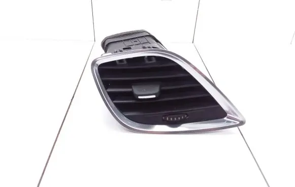 Opel Mokka X Dashboard side air vent grill/cover trim 95245316 95245318