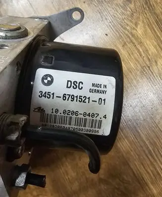 BMW 1 E81 E87 ABS Pump 34516791521001