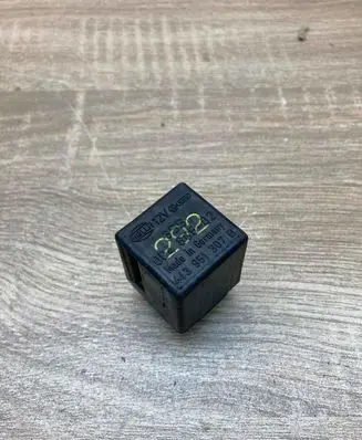 Audi 80 90 B3 Other relay 443951307B 00488502 292