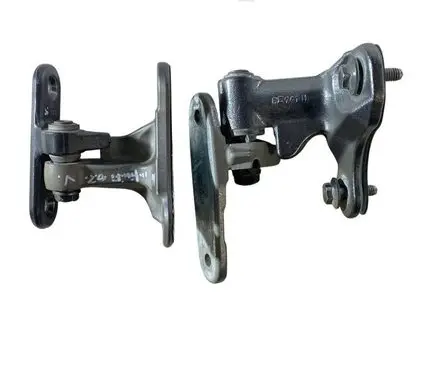 Infiniti QX30 Front door hinge set H04005DMMA H04205DMMA A046572