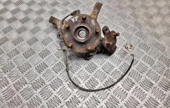Toyota Avensis T250 Front wheel hub 