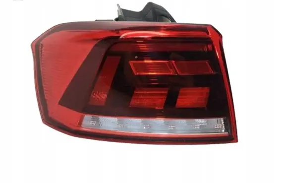 Volkswagen PASSAT B8 Rear/tail lights 3G9945095G