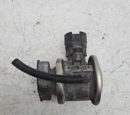BMW 3 E46 EGR valve 11721708575 3300912240