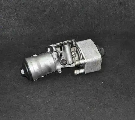 Audi A4 S4 B8 8K Oil filter cover 