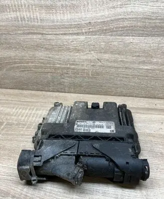 Opel Zafira B Engine control unit/module 55198922 0281012549