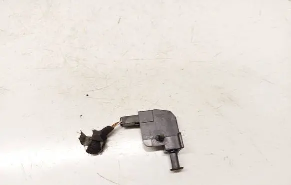 Audi A4 S4 B5 8D Sensor 1h0947561a