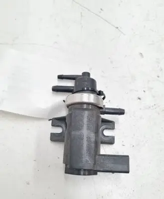 Audi A4 S4 B6 8E 8H Turbo solenoid valve 1J0906627