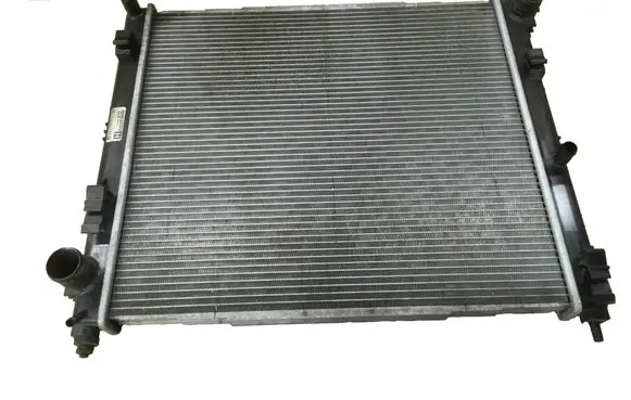 Nissan Juke I F15 Coolant radiator