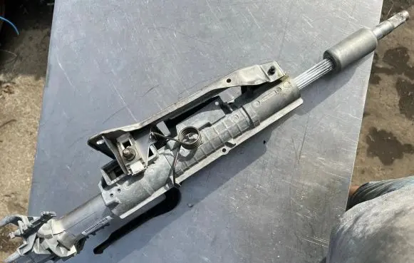 BMW 3 E90 E91 Steering wheel axle set 6786891