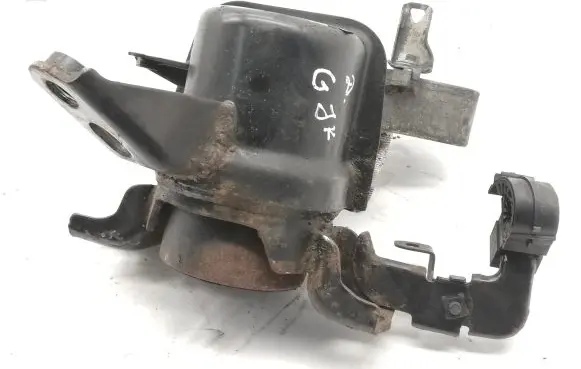 Toyota Avensis T270 Engine mount bracket