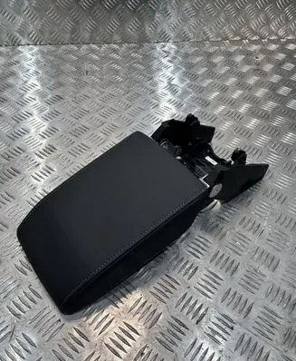 Volkswagen Golf VIII Armrest 5H0864207C