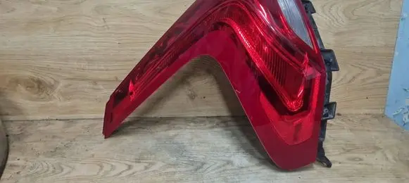 Volvo V40 Rear/tail lights 31283339 31290589