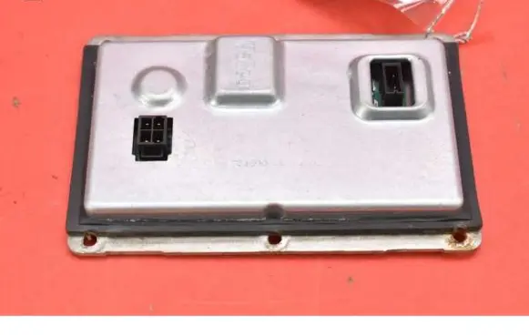 Volvo XC90 Voltage converter/converter module 89030471