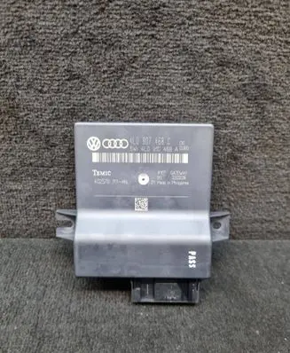 Audi A6 S6 C6 4F Gateway control module 4L0907468C 4L0910468A